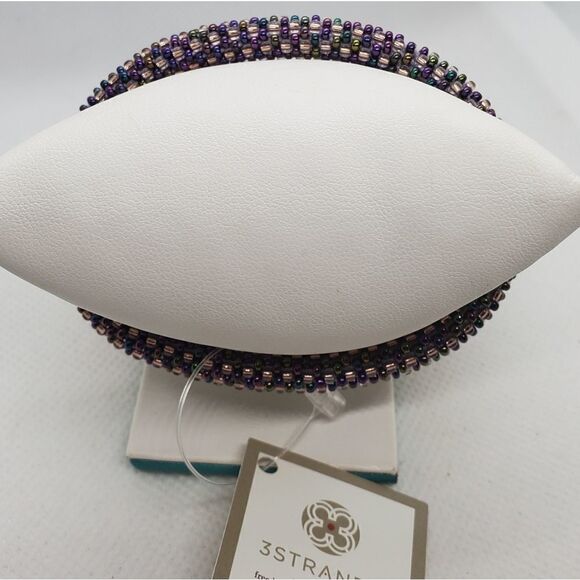 NWT 3 Strands Purple & Irridescent Beaded Bracelet - Picture 4 of 4